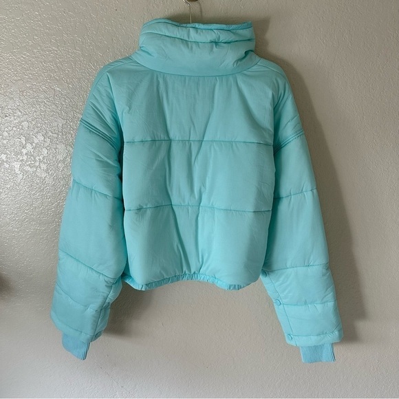 NEW FREE PEOPLE High Frequency Cropped Puffer jacket size M - Picture 6 of 16